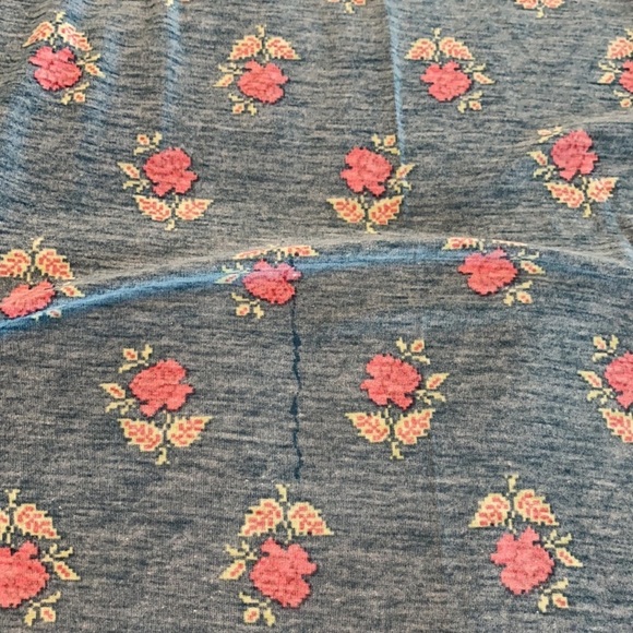 LuLaRoe woman’s coverup Joy XL floral side slits - Picture 10 of 12